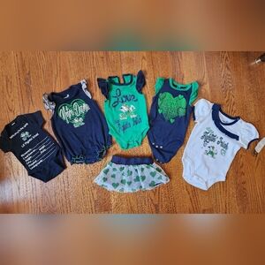 Notre Dame Baby Onesie Set